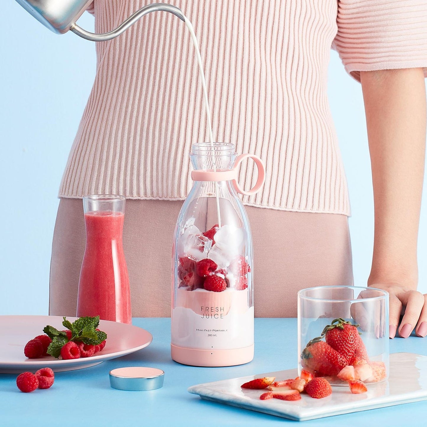 Luminara™ Blender Bottle